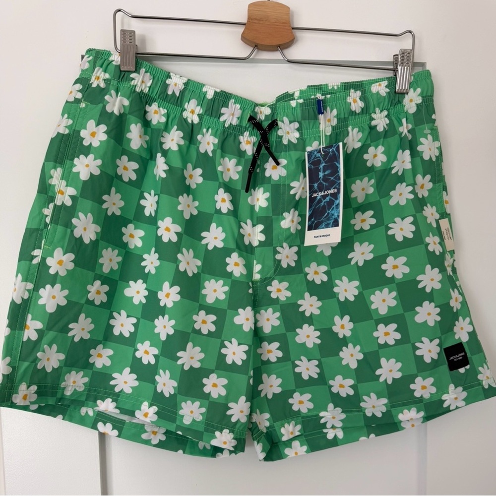 Jack & Jones Daisy Print Swim Trunks XL BNWT | Green Floral Beach Shorts